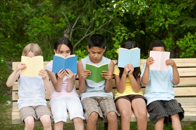 9 Fun And Creative Ways For Kids To Track Summer Reading