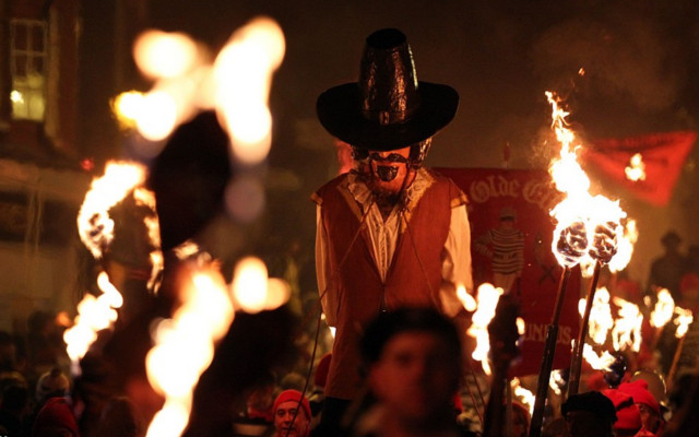 Remember, Remember The Fifth Of November: 5 Books for Guy Fawkes Night