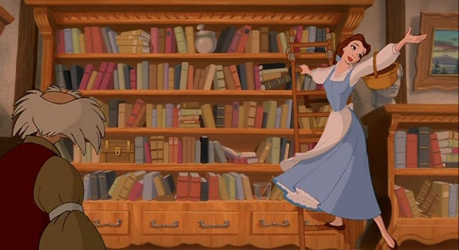 9 Signs That Belle Is A Genuine Bookworm