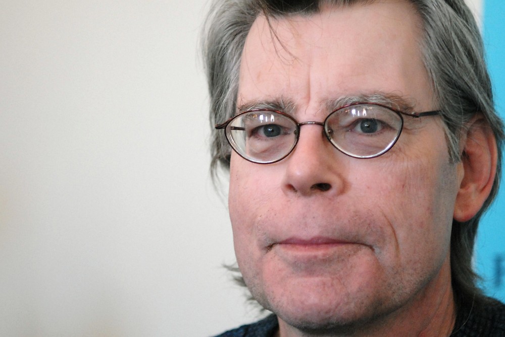 VIDEO: Top 10 Interesting Facts About Stephen King