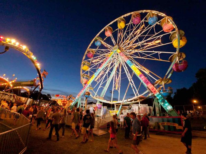 4 Reasons This Stephen King Novel Is The Best To Kick Off The Summer (Clue: Carnivals)