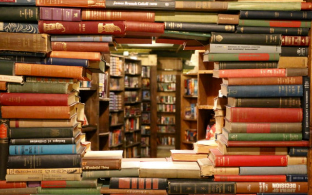 Indie Author Guide: How You Can Really Get Your Book Sales Booming At Bookstores