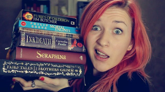 VIDEO: On Reading Multiple Books At Once